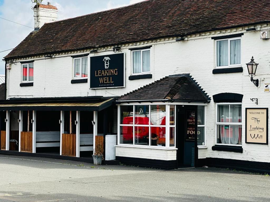 Hotel Leaking Well, Dunhampton Stourport Esterno foto