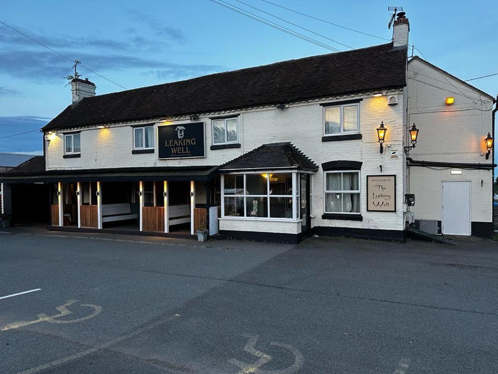 Hotel Leaking Well, Dunhampton Stourport Esterno foto